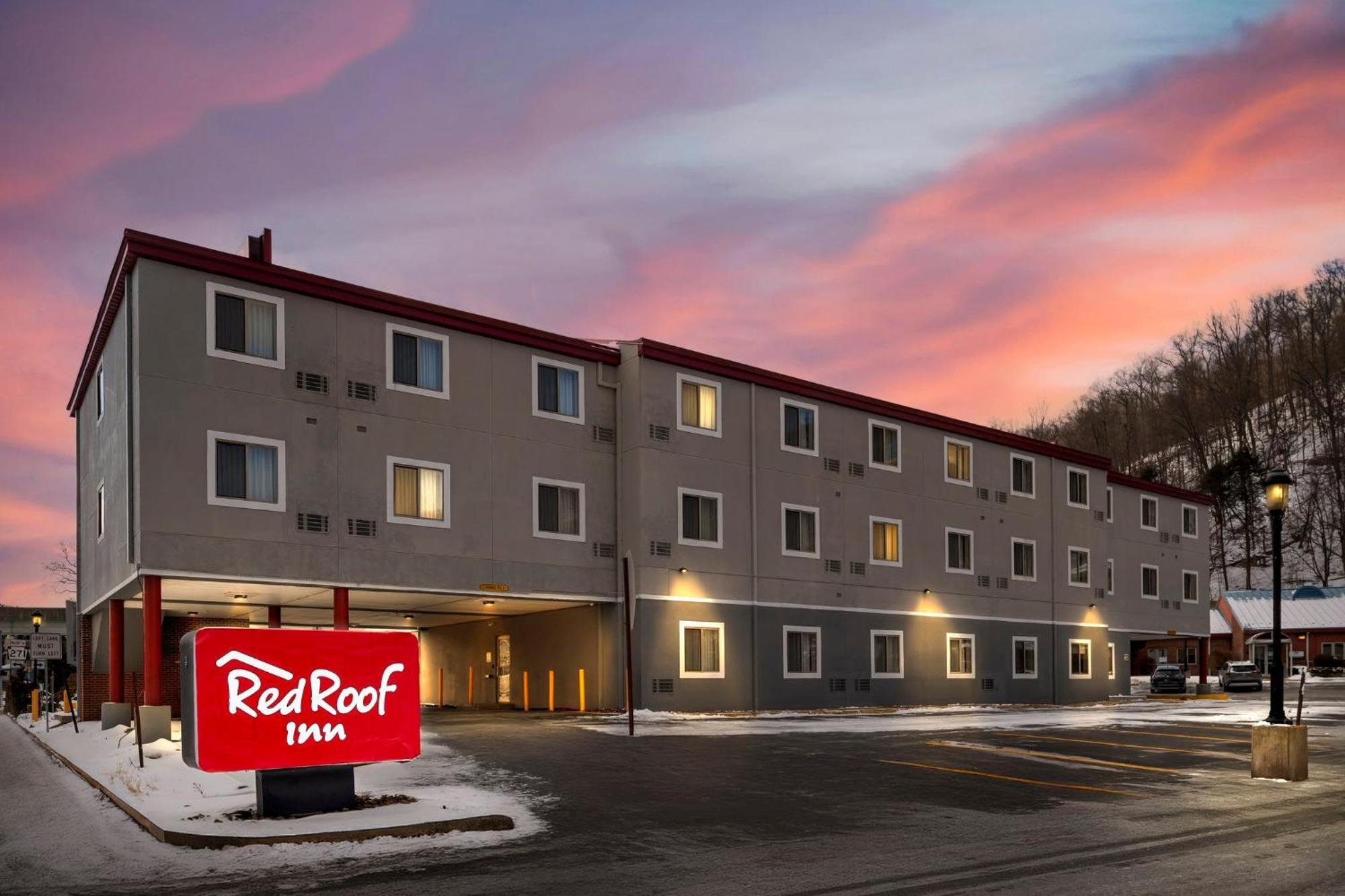 Red Roof Inn Johnstown Eksteriør bilde